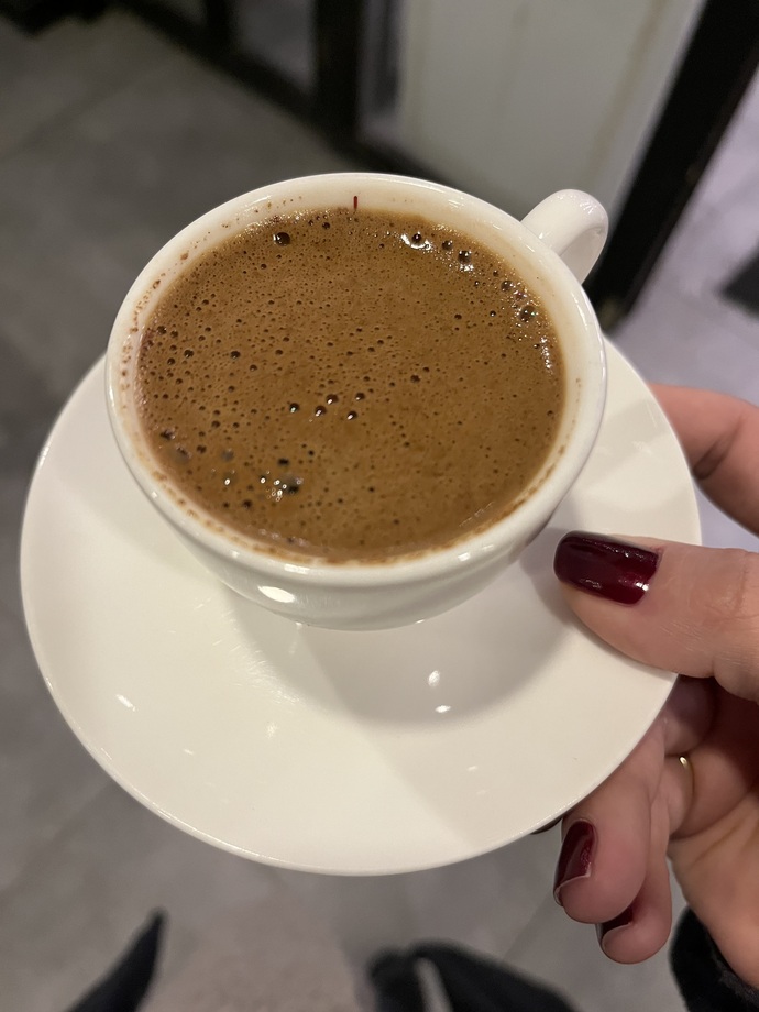 Kimlere pazartesi kahvesi ısmarlayayım 🥲?
