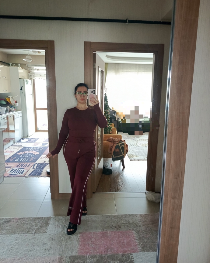 Selam, ev kombinimle tarzım nasıl olmuş sizce kızlar?