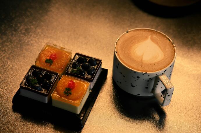 KScanlar, latte ev yapımı mı daha lezzetli yoksa kafede mi içmesi keyifli?