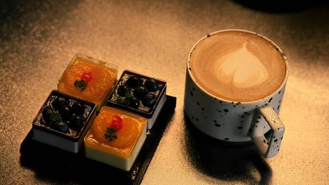 KScanlar, latte ev yapımı mı daha lezzetli yoksa kafede mi içmesi keyifli?