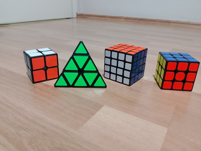 Rubik küp çözmeyi biliyor musunuz?