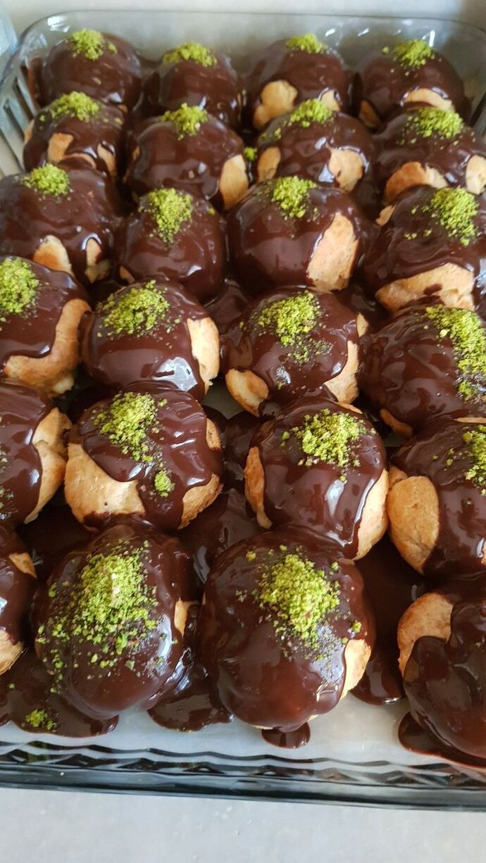 Profiterol tatlısını sevenler buraya gelsin, bir oturuşta en fazla kaç tane yiyorsunuz?