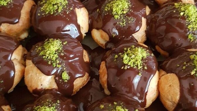 Profiterol tatlısını sevenler buraya gelsin, bir oturuşta en fazla kaç tane yiyorsunuz?