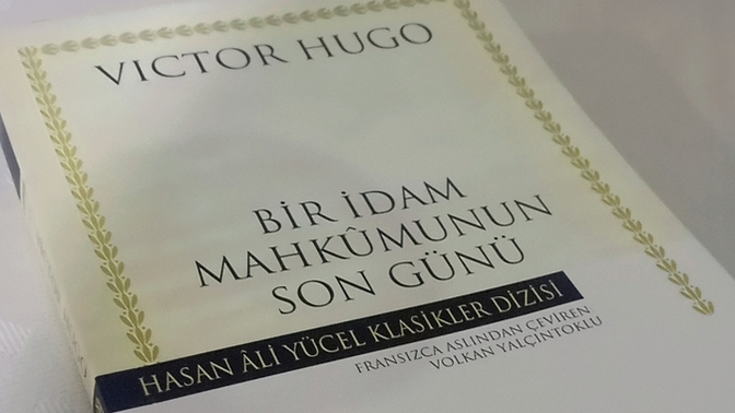 Siz en çok hangi tür kitap okumayı seviyorsunuz, dünya klasiklerine gelirsek favoriniz ne?