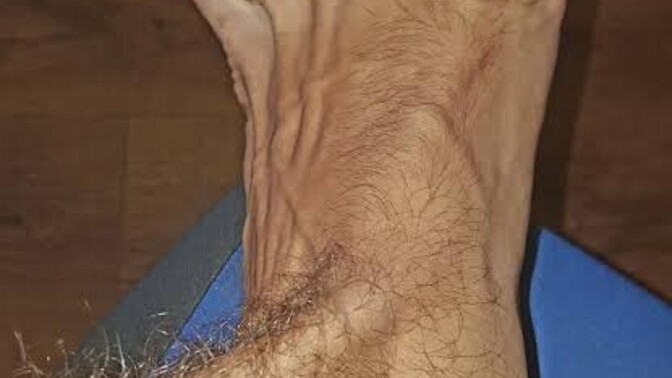 Karımın paylaştığı bu foto yüzünden ayaklarım olay oldu. ne yapmalıyım?