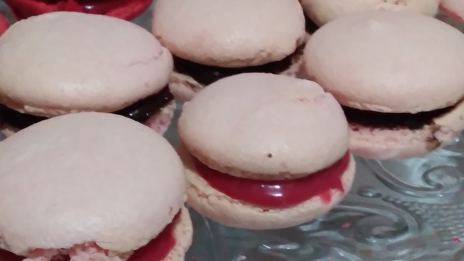 Pembe frambuazlı makaronlarım nasıl olmuş, görüntü olarak beğendiniz mi 💓🍬?