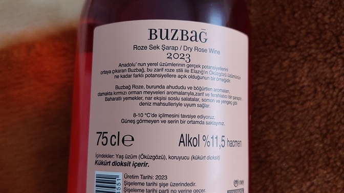 Şarabın üzerinde 2023 yazıyor, son kullanma tarihi mi yoksa üretim yılı mı oluyor?
