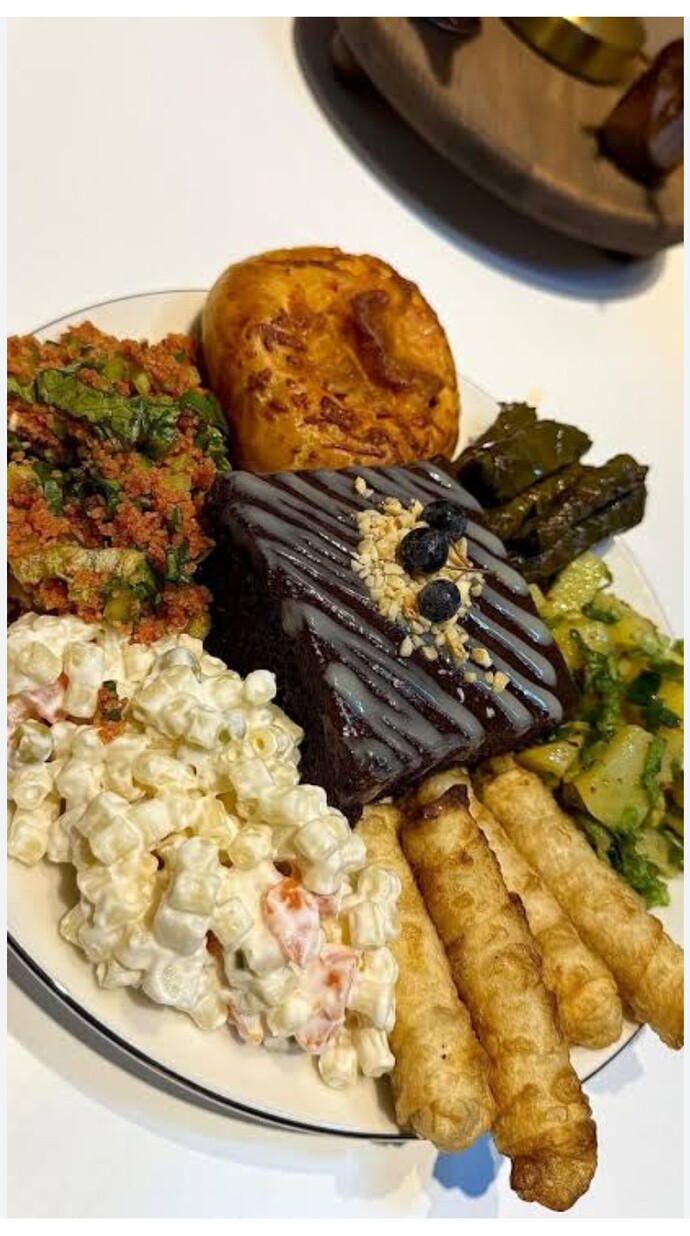 Gün tabağında en sevdiğiniz yemek/tatlı/pasta ne?