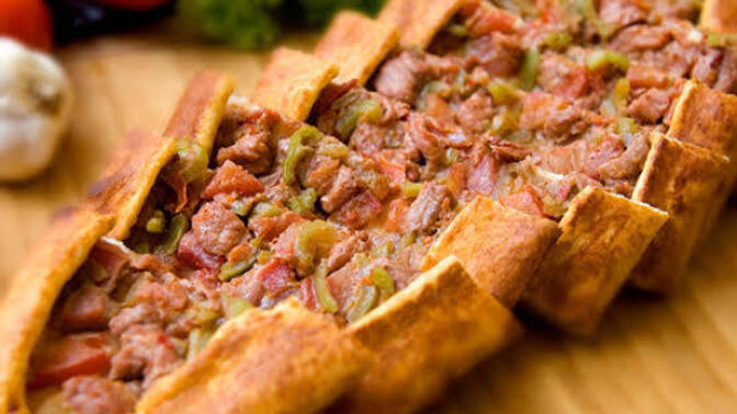 Kuşbaşılı pide mi lahmacun mu?