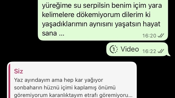 Sevgilim ayrılalım deyip duruyor ama hâlâ yazıyor, bu nasıl ilişki kafası sizce 😕?