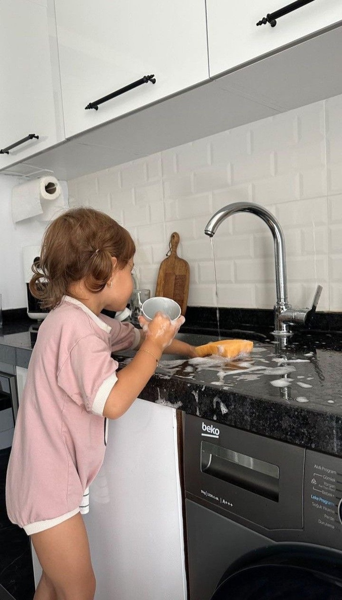 Çocuklara ev işlerinde sorumluluk vermek doğru mu?