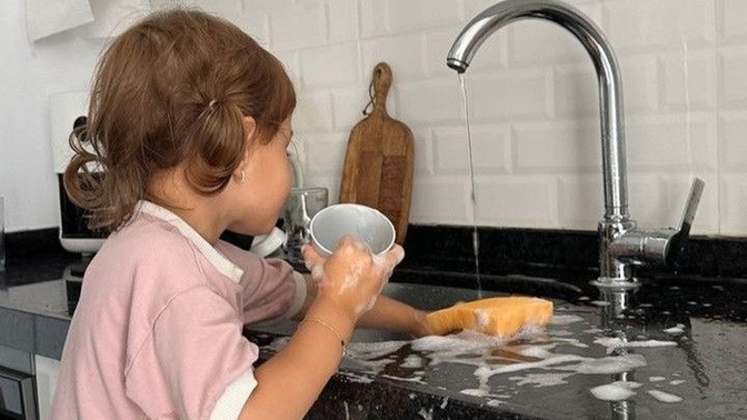 Çocuklara ev işlerinde sorumluluk vermek doğru mu?