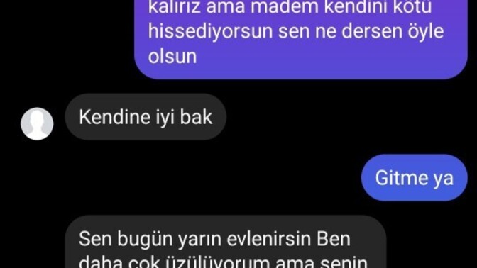 Böyle Seven Kadın Gördünüz Mü?