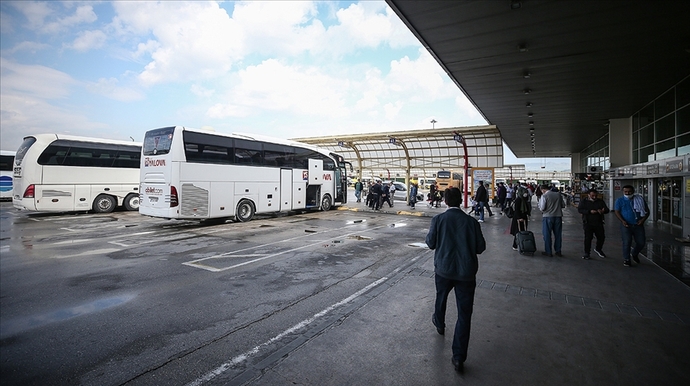 Sehirler arası yolculukta en mantıklı ulaşım hangisi, uçak mı otobüs mü?