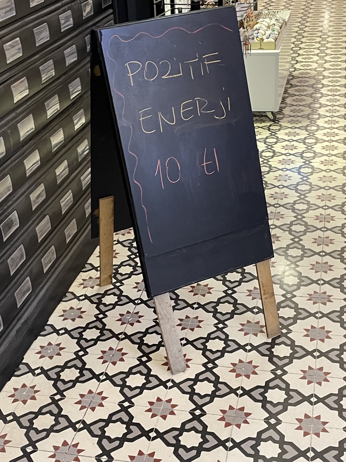 Pozitif Enerji İsteyen Var Mı?