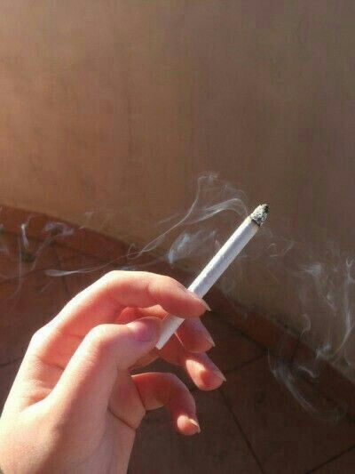Evinin içinde sigara içiyor musun, içiyorsan neden tercih ediyorsun 🚬?