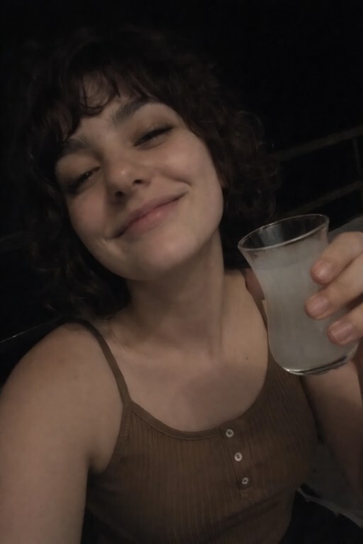 Cay bardagindan raki icmek fakirlikmi?