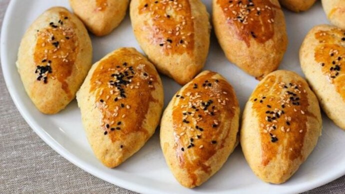 Flörtleştiğimiz erkeği kendimize nasıl aşık ederiz, başını nasıl döndürürüz?