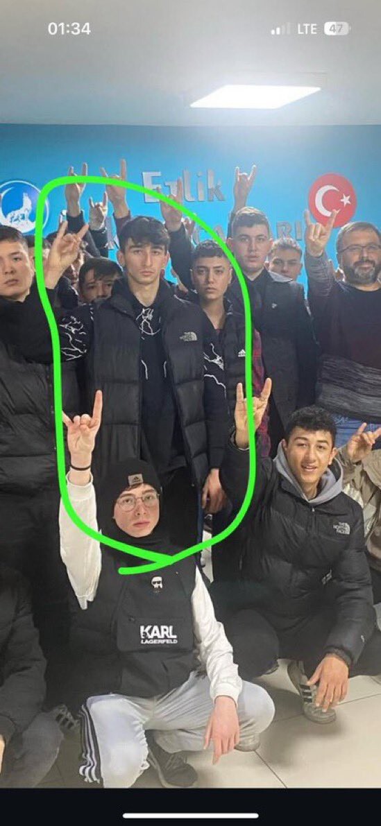 Tertemiz Türk gençlerinin böyle ölmesi hakkında ne düşünüyorsunuz?