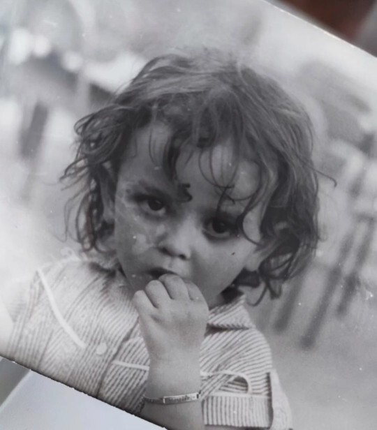 Çocukluk döneminde fotoğraflarınız Pamuk Prenses gibi gözükmüyor mu?