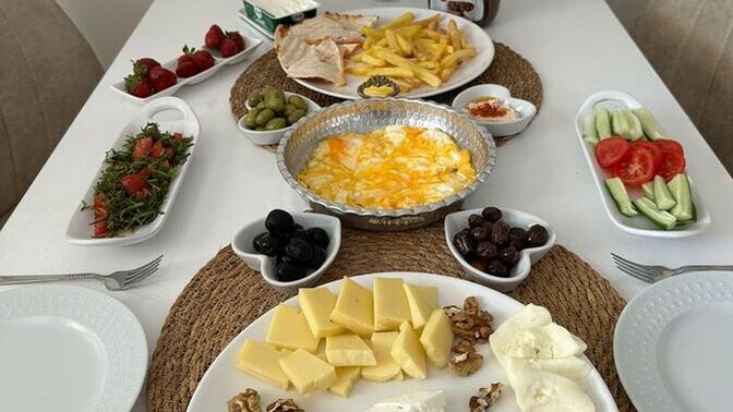 Hafta sonu kahvaltısı için sizi mest edecek özel yemek önerileriniz neler?