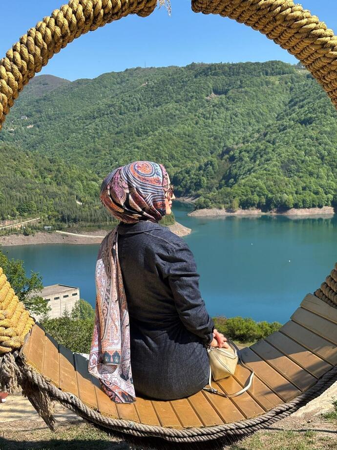 Erkekler, Kot elbise giydigim gun kizlarla gitmistik sarkinti olanlar oldu esimle mesajlasmalarimiz dar ve turban olunca ?