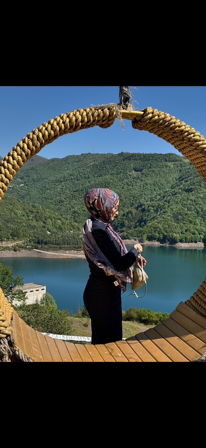 Erkekler, Kot elbise giydigim gun kizlarla gitmistik sarkinti olanlar oldu esimle mesajlasmalarimiz dar ve turban olunca ?