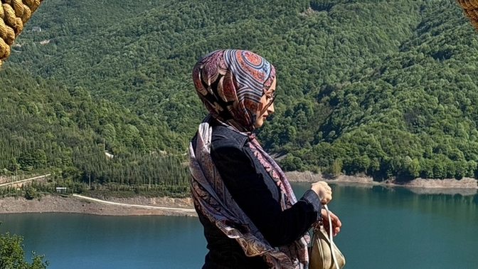 Erkekler, Kot elbise giydigim gun kizlarla gitmistik sarkinti olanlar oldu esimle mesajlasmalarimiz dar ve turban olunca ?