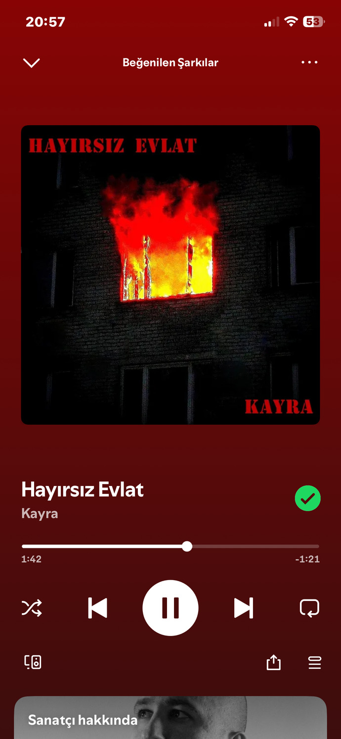 Geceye ruh halinize göre bir şarkı bırakır mısınız 🎵?
