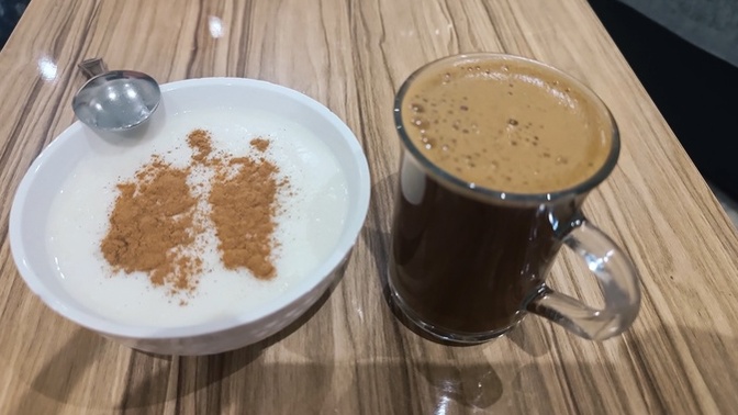 Sütlü tatlılar çayla mı kahveyle mi daha iyi gider sizce 🍮☕?