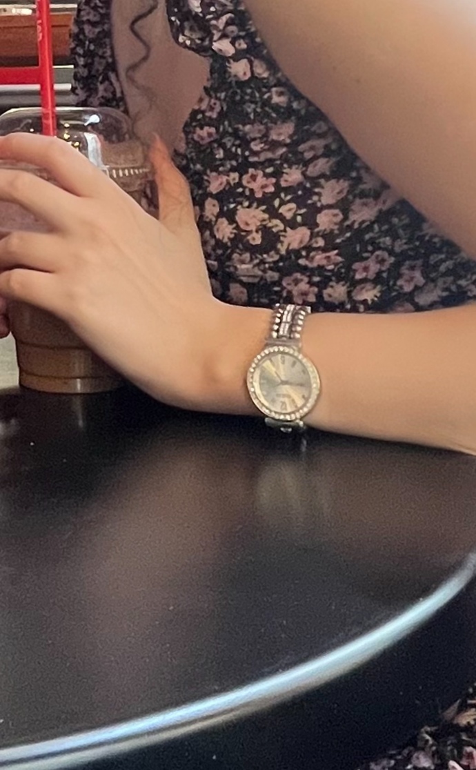 Bu saat güzel duruyor mu sizce?