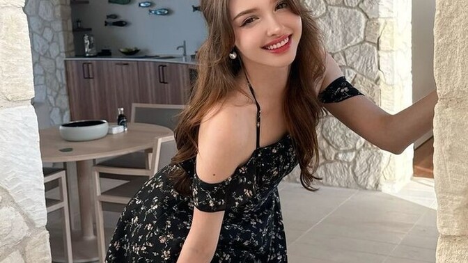 Uzun boylu kadınların devri bitti mi?