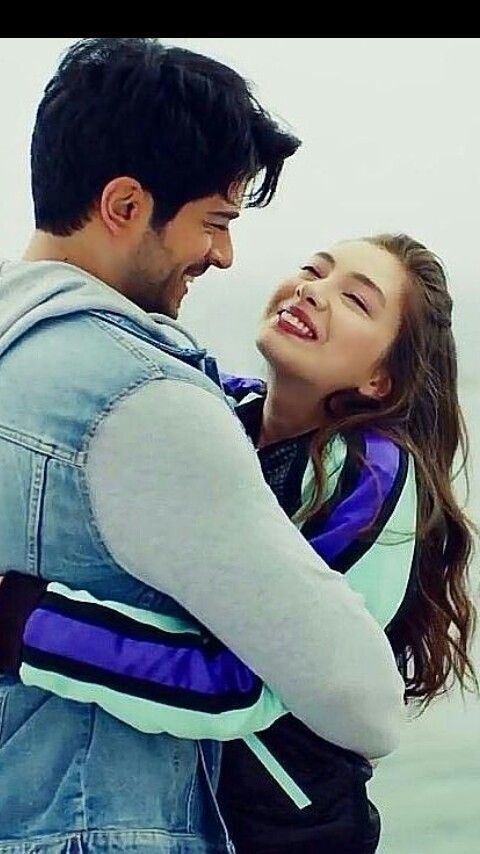 Aşk insanı gerçekten değiştirir mi yoksa biz mi abartıyoruz 😅?