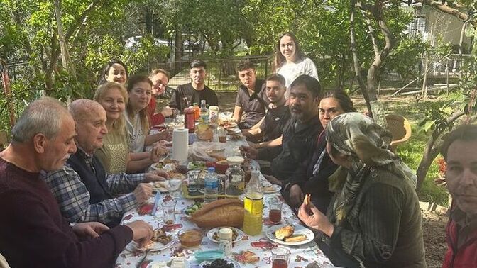 Eşin ailesi yani kayınlar sizce ne kadar sıklıkla aranmalı, sizde durum nasıl?