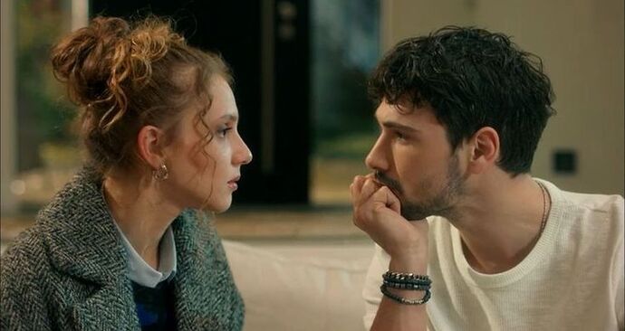 Yalanını yakaladığın sevgiline ilk tepkin ne olurdu?