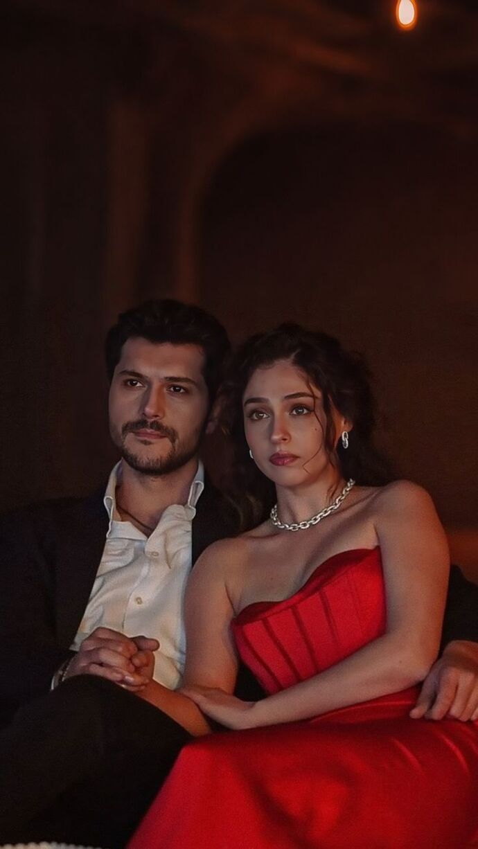 Uzun ilişkide hangisi daha önemli, aşk mı sadakat mi 🤔?