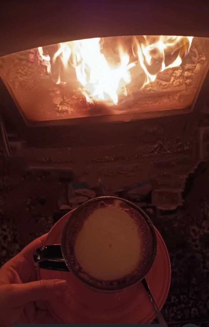Nostaljik kafeler, odun sobası ve sakin akşam ortamlarını sever misiniz 😊?