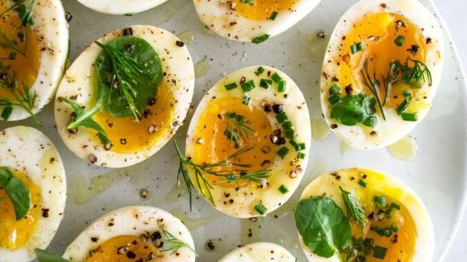 Yumurta kırdıktan sonra eller mutlaka yıkanmalı mı, siz ne yapıyorsunuz 🥚?