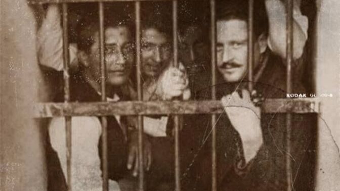 Bir sanatçının özel hayatı eserlerine bakışımızı etkilemeli mi?