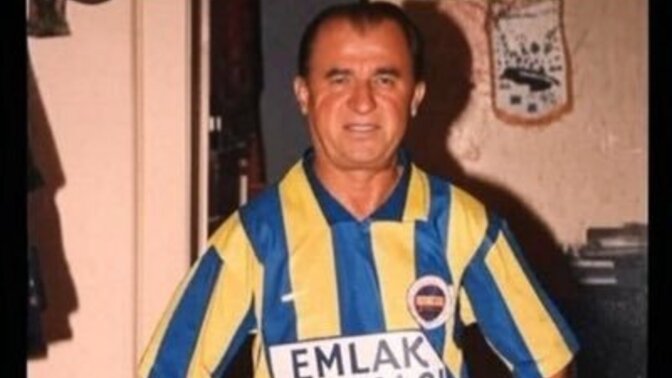 Fatih Terim'in Fenerbahçeli çocukluk fotoğrafı sizce ne anlatıyor 😂?