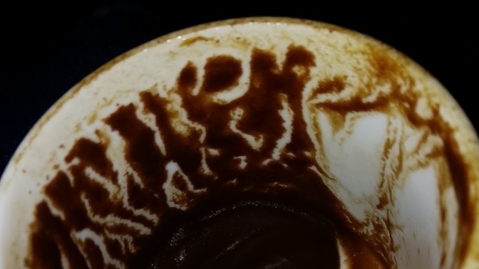 Kahve falımda çıkan semboller ne anlama geliyor, falıma bakan olur mu ☕️?