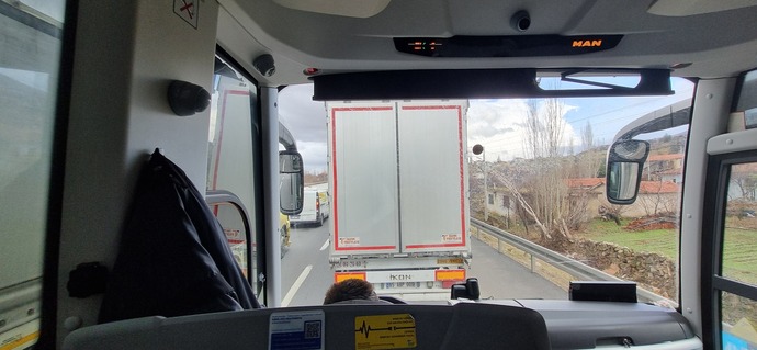 Trafikte kaza yüzünden yaşanan uzun gecikmelerde nasıl tepki verirsiniz?