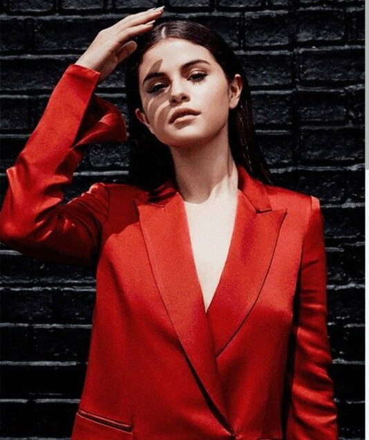 Moda da kırmızı zehirlenmesi ❤️ yaşayalım mı?
