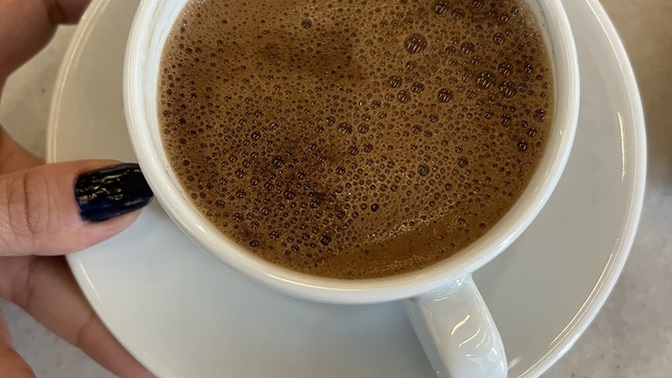 Kimlere günün ilk kahvesinden ısmarlayayım?