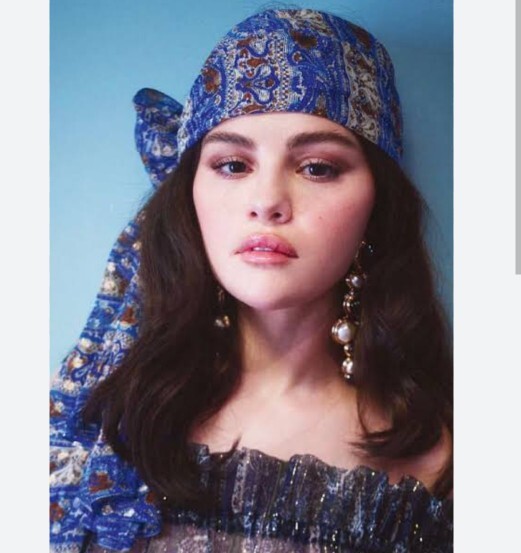 Saçına bandana takan kızlar şirin gözüküyor mu?