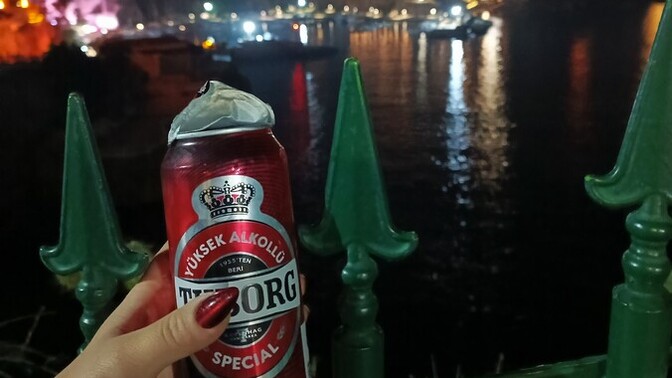 Sürekli bu sefer son diyip yapmaya devam ettiğin o şey ne?