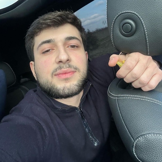 Çeçen erkekleri neden bu kadar yakışıklı, sizce çekici yapan ne 😍?
