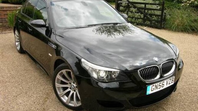 Evet arkadaşlar M5 e60?
