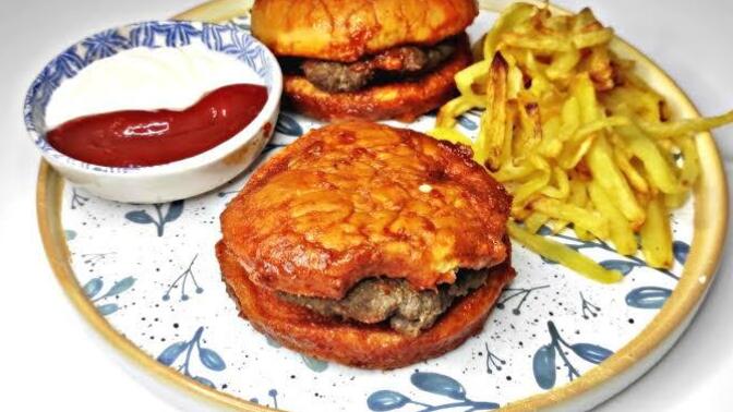 Islak hamburgwr sever misin bir oturuşta kaç adet yersin?