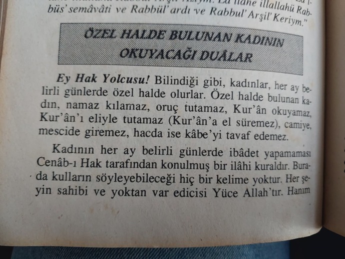 Regl oldum kendimi aşırı kötü hissediyorum. Karnım ağrıyor, canım aburcubur çekiyo, herkesi dövesim var napacağım ne önerirsiniz?